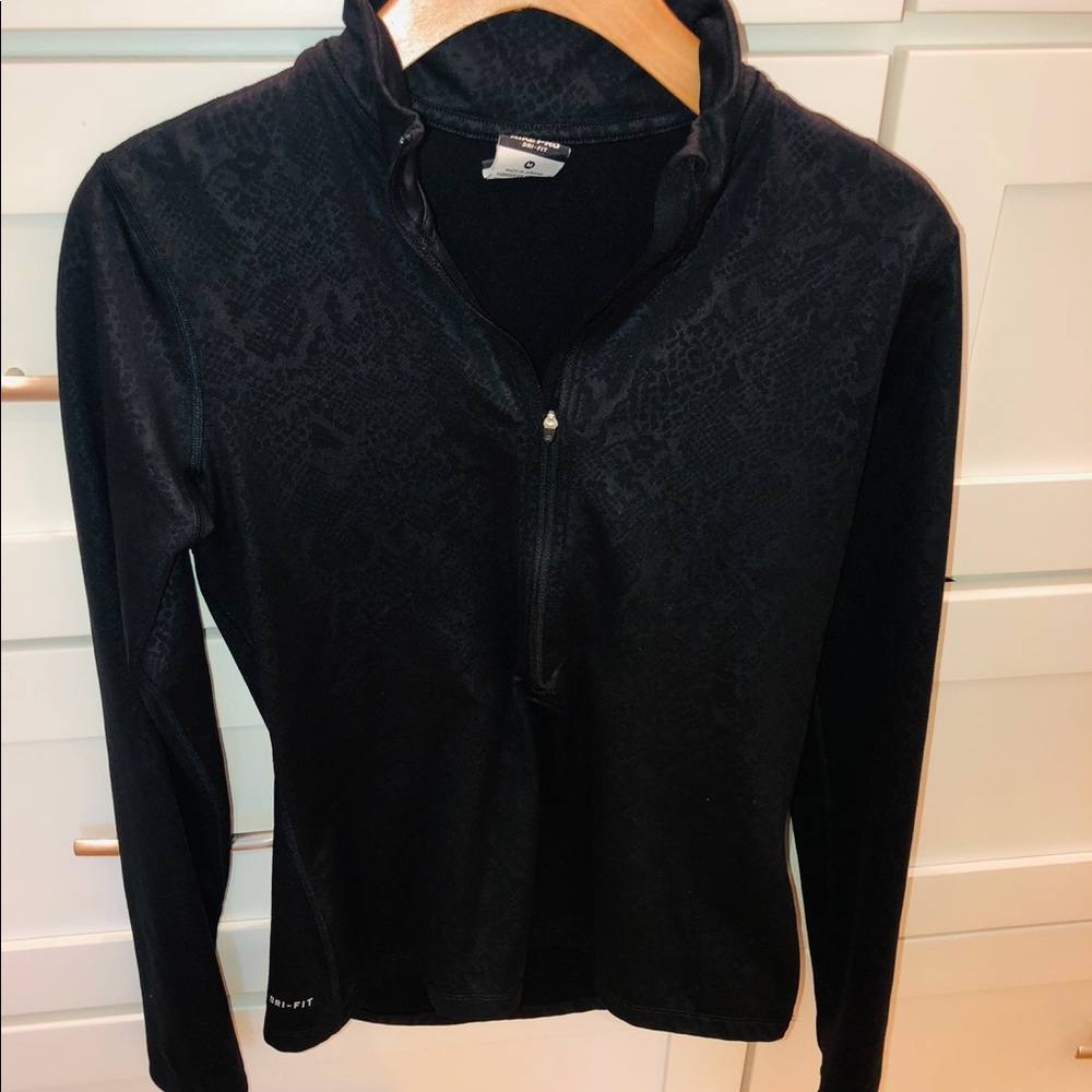 Nike pullover